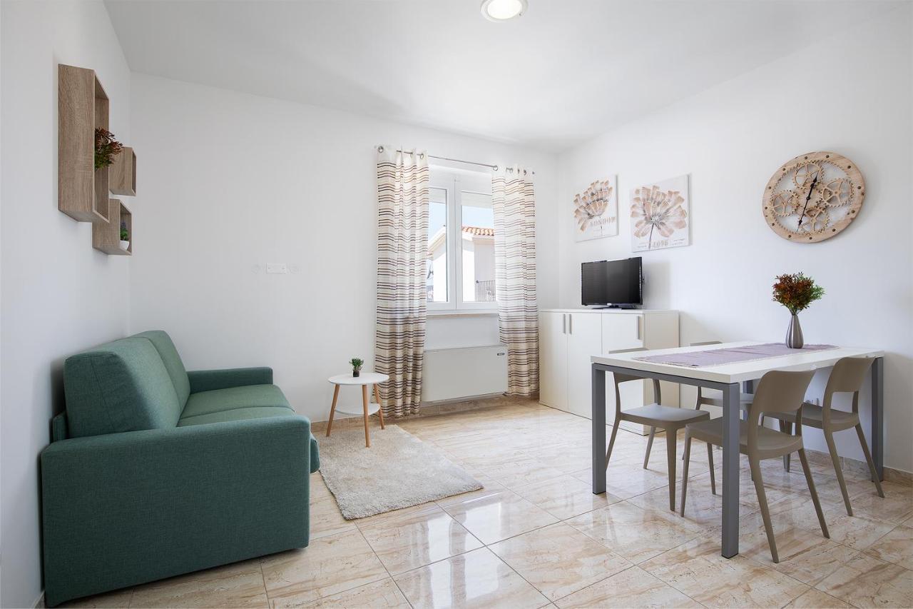 Apartments Villa Nina Fažana Extérieur photo