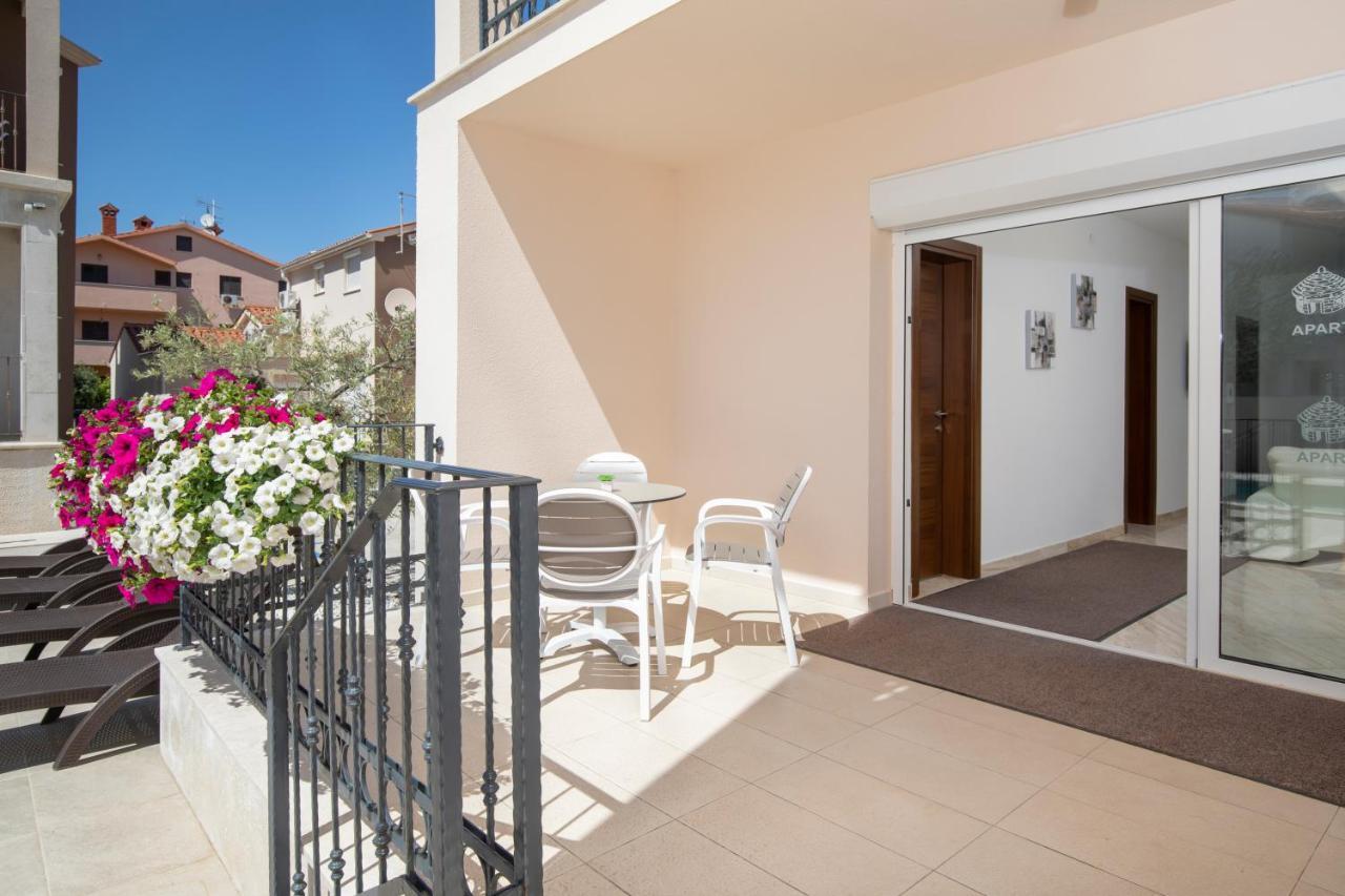 Apartments Villa Nina Fažana Extérieur photo