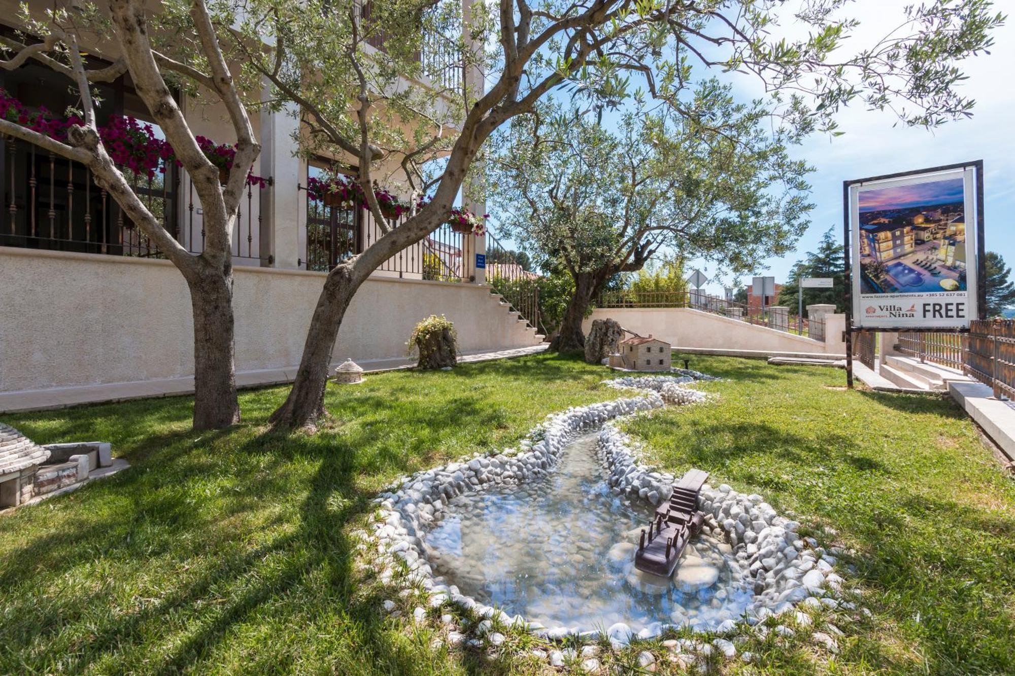 Apartments Villa Nina Fažana Extérieur photo