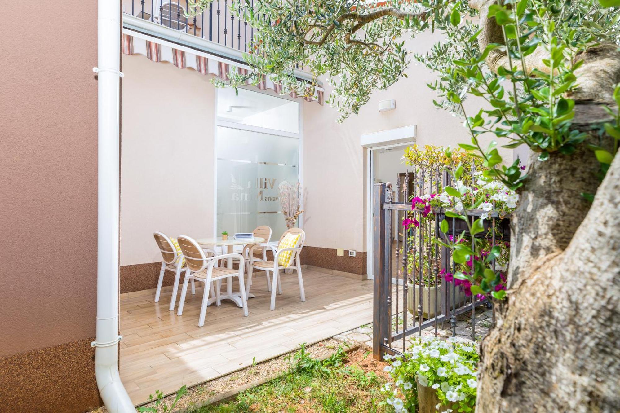 Apartments Villa Nina Fažana Extérieur photo